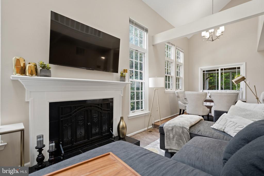 3079 FENNEGAN COURT