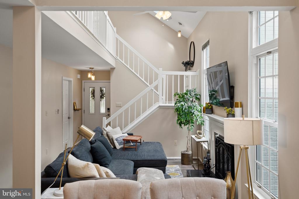3079 FENNEGAN COURT