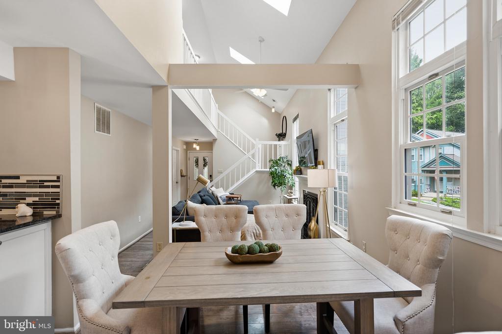 3079 FENNEGAN COURT