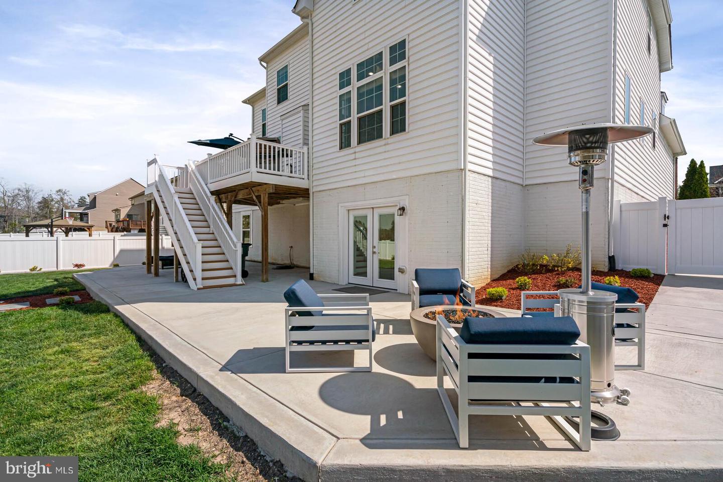 33 Liberty Knolls Dr