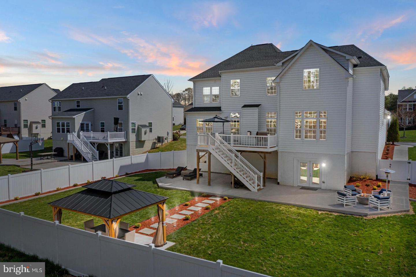 33 Liberty Knolls Dr