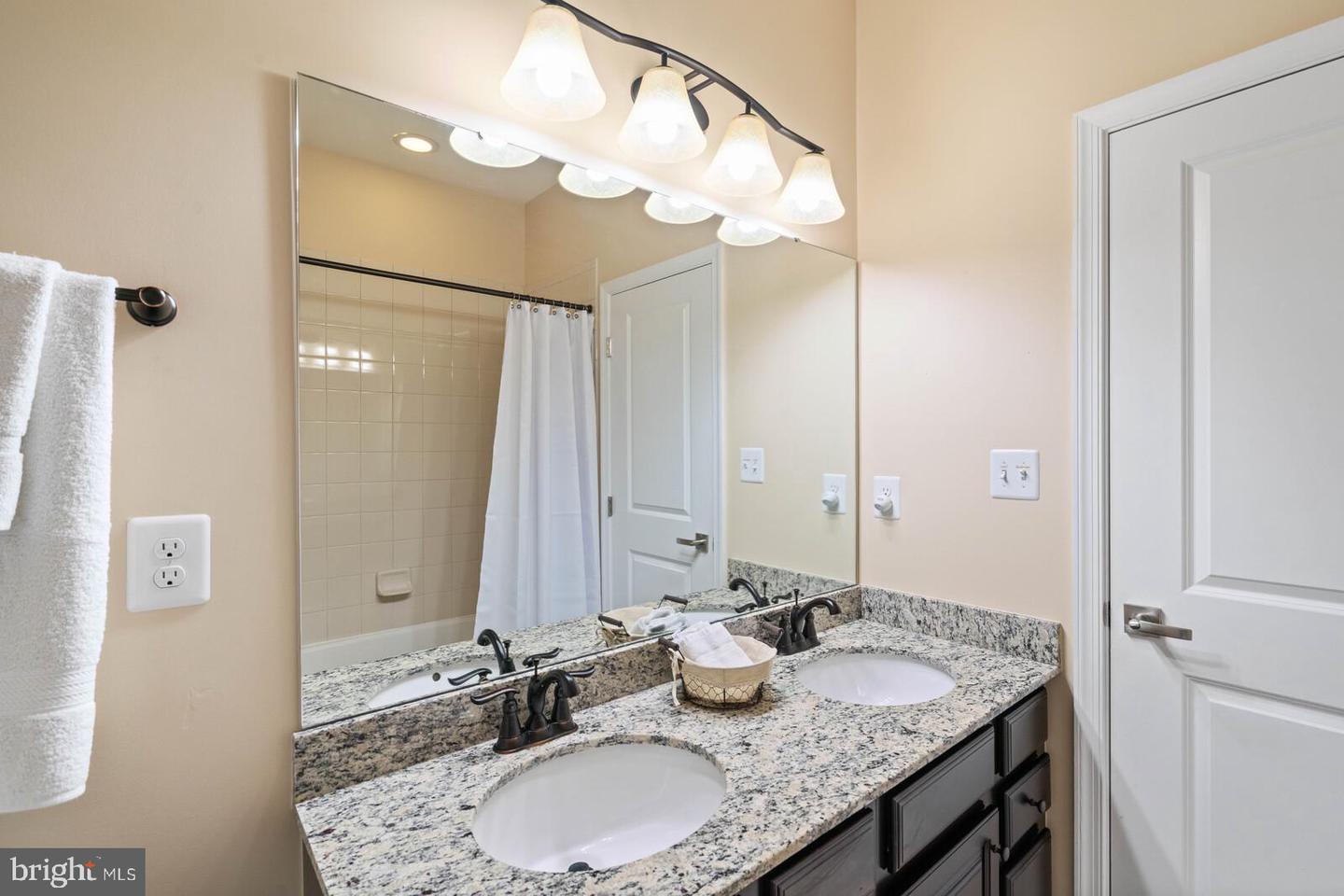 33 Liberty Knolls Dr