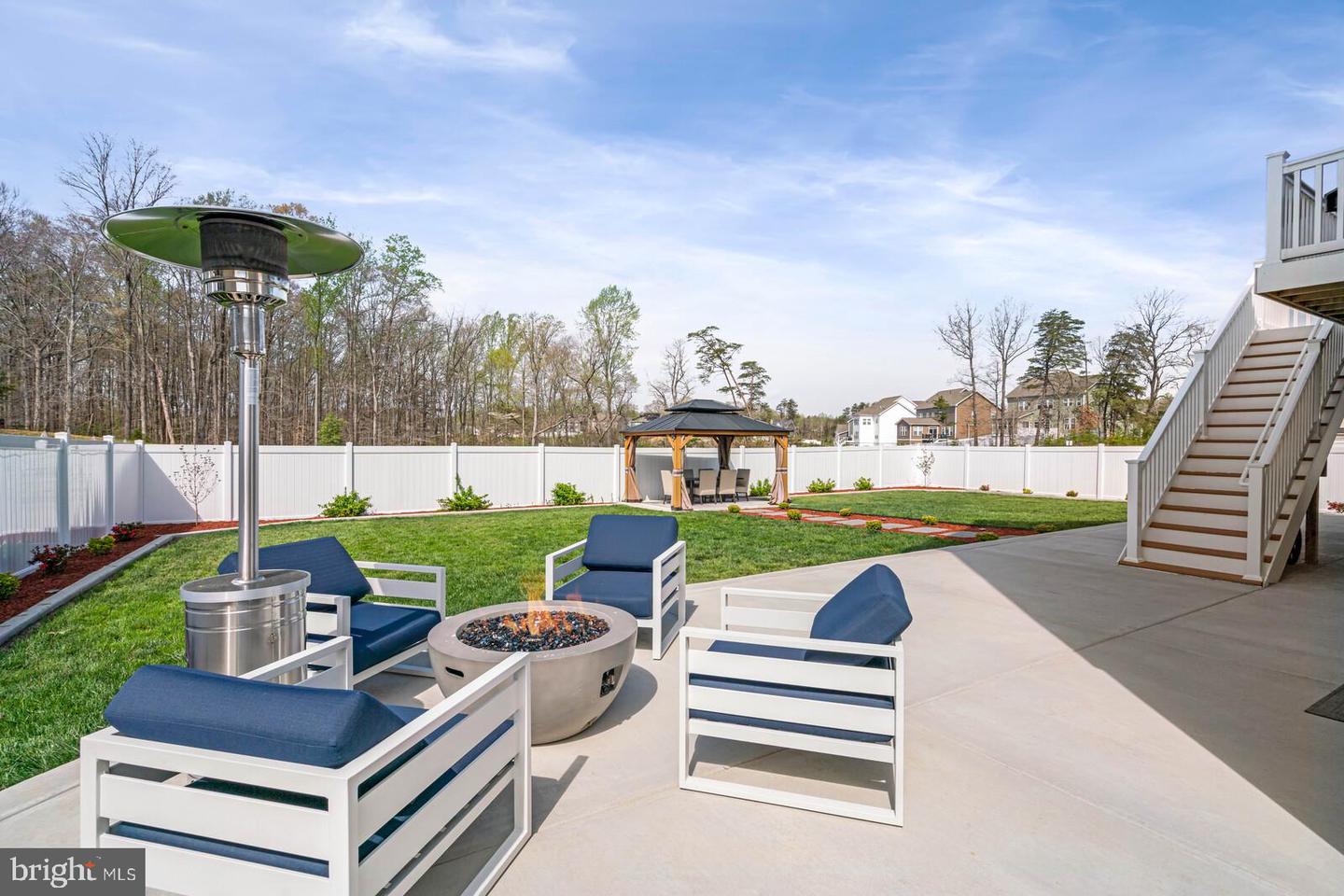 33 Liberty Knolls Dr