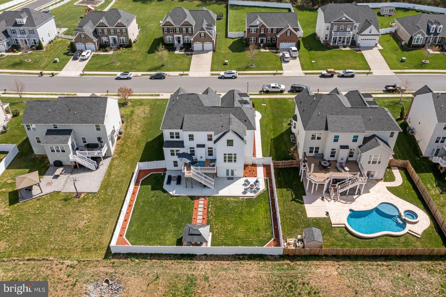 33 Liberty Knolls Dr