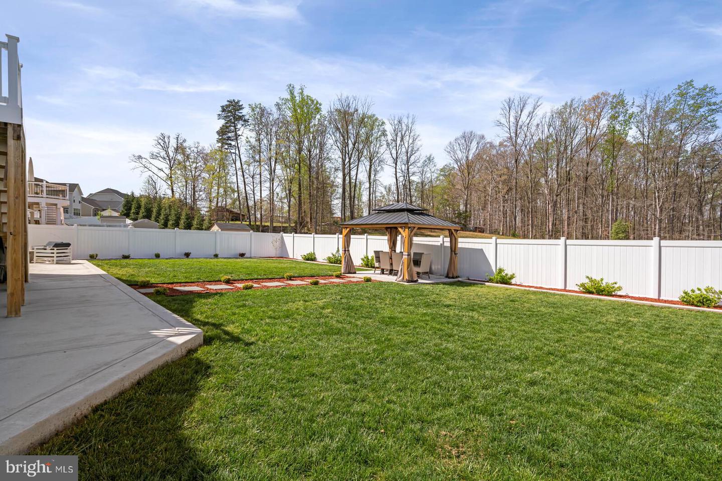 33 Liberty Knolls Dr