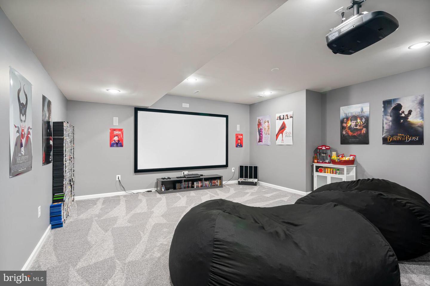 33 Liberty Knolls Dr