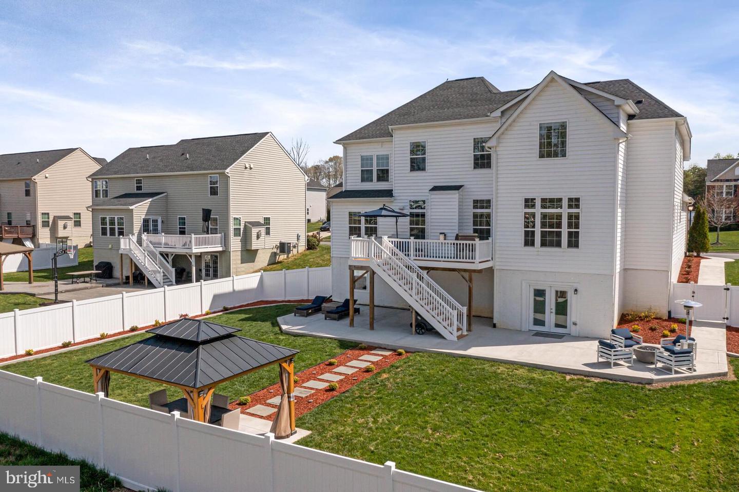 33 Liberty Knolls Dr