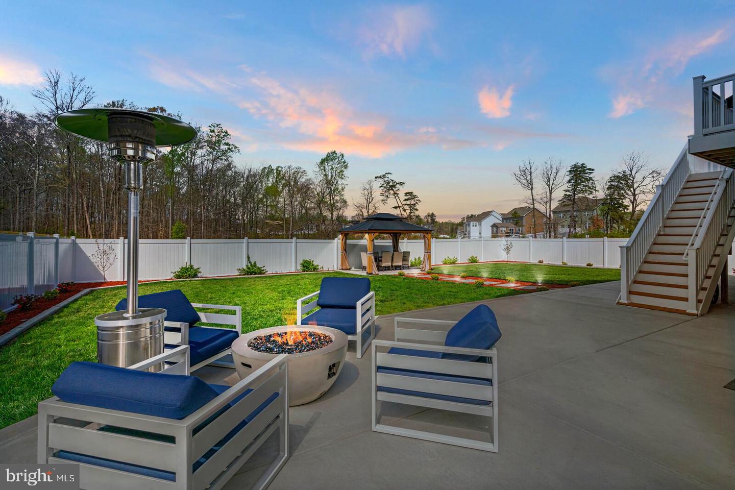 33 Liberty Knolls Dr