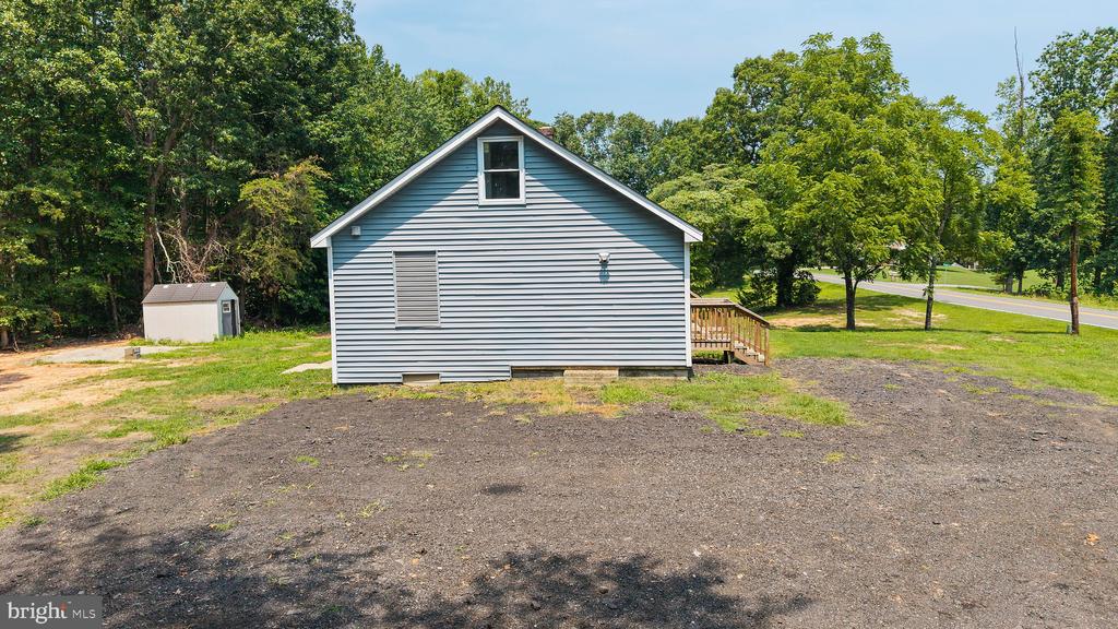 1529 MOUNTAIN VIEW ROAD