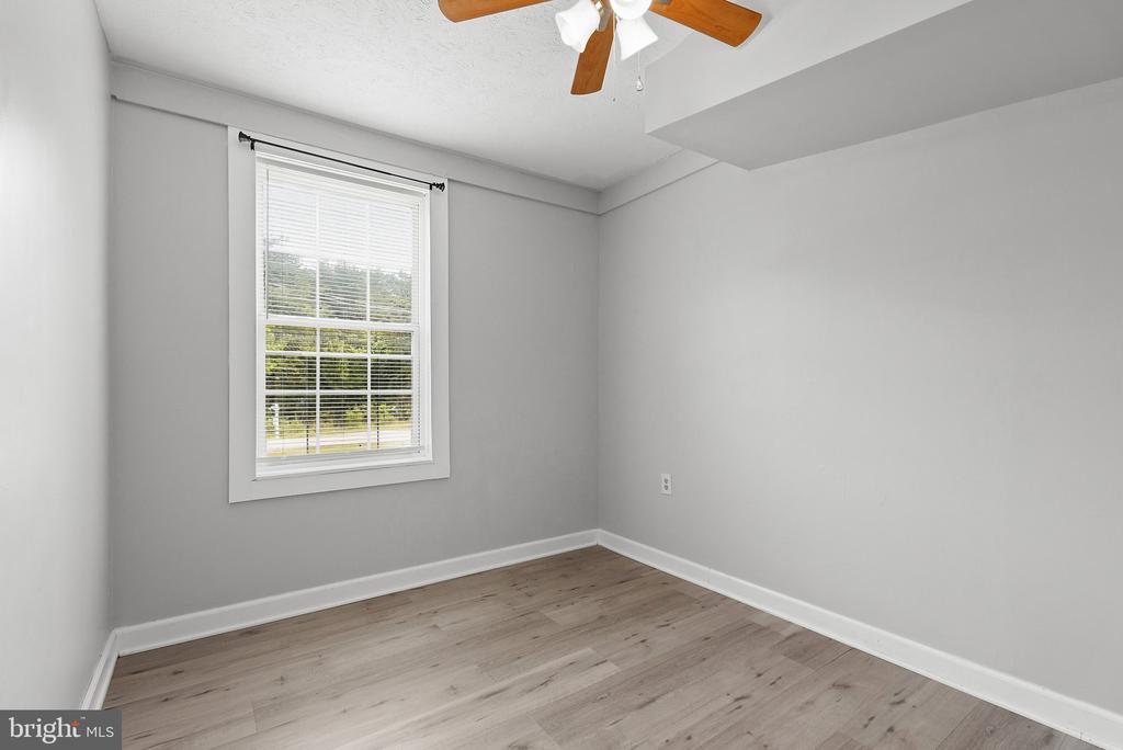 1529 MOUNTAIN VIEW ROAD