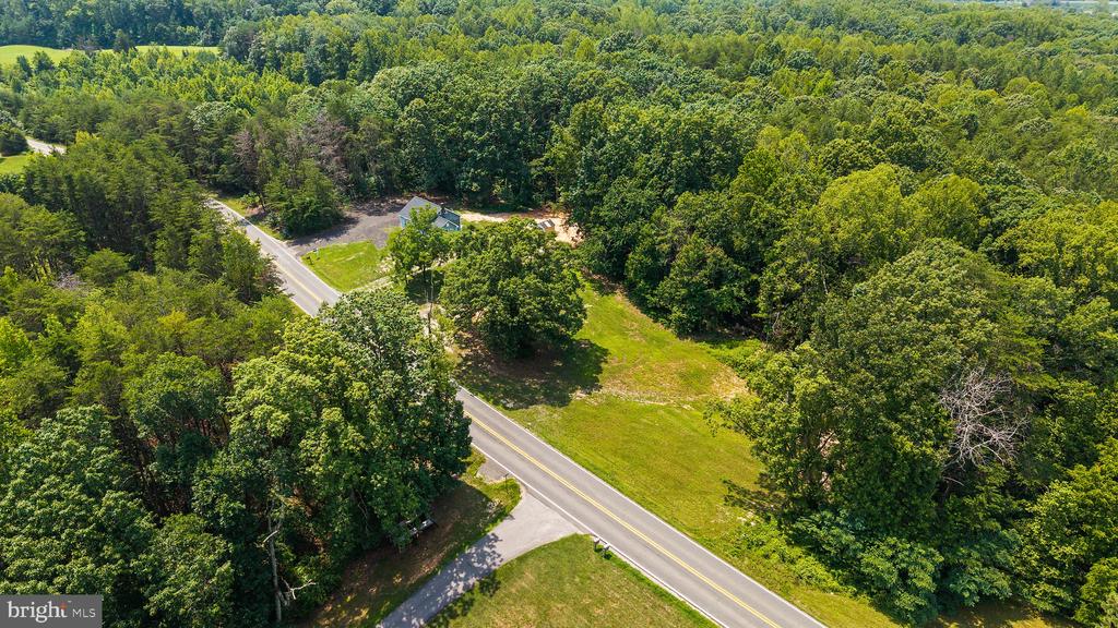 1529 MOUNTAIN VIEW ROAD