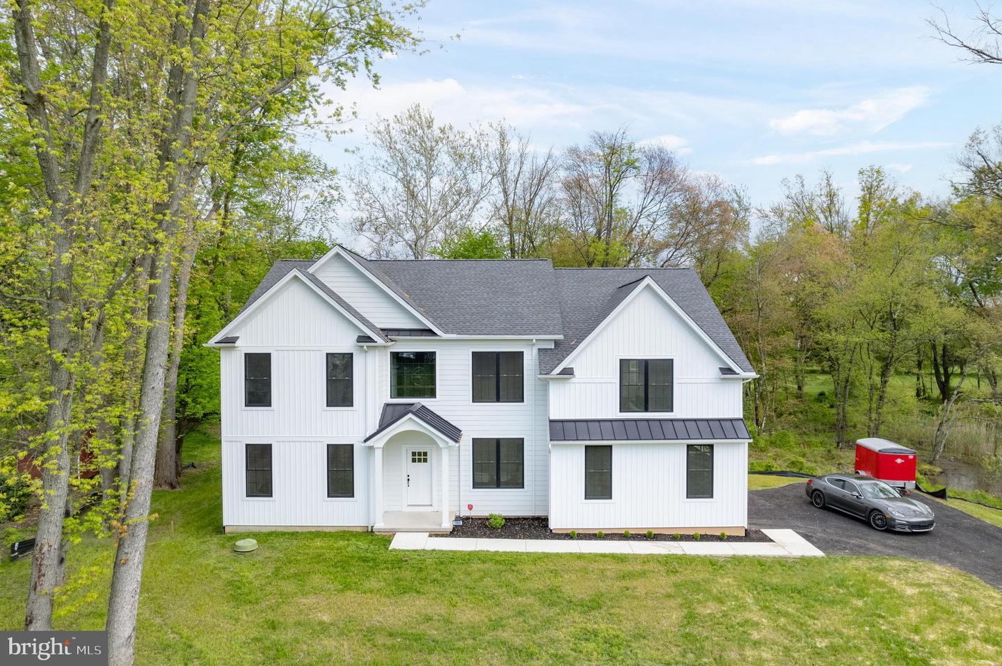 1068 Bristol Rd
