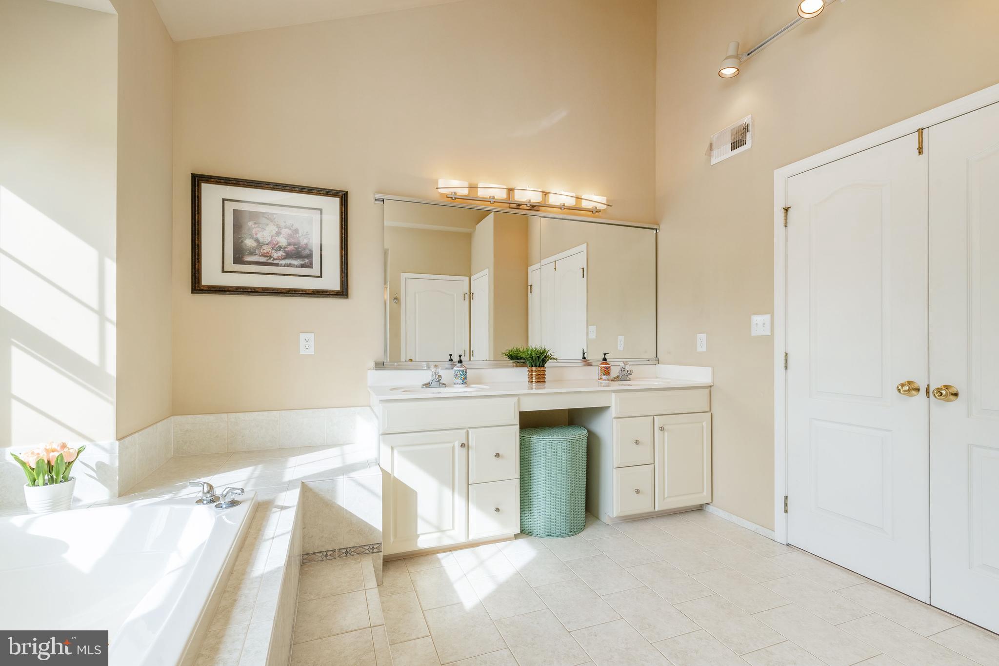 40 Addis Dr