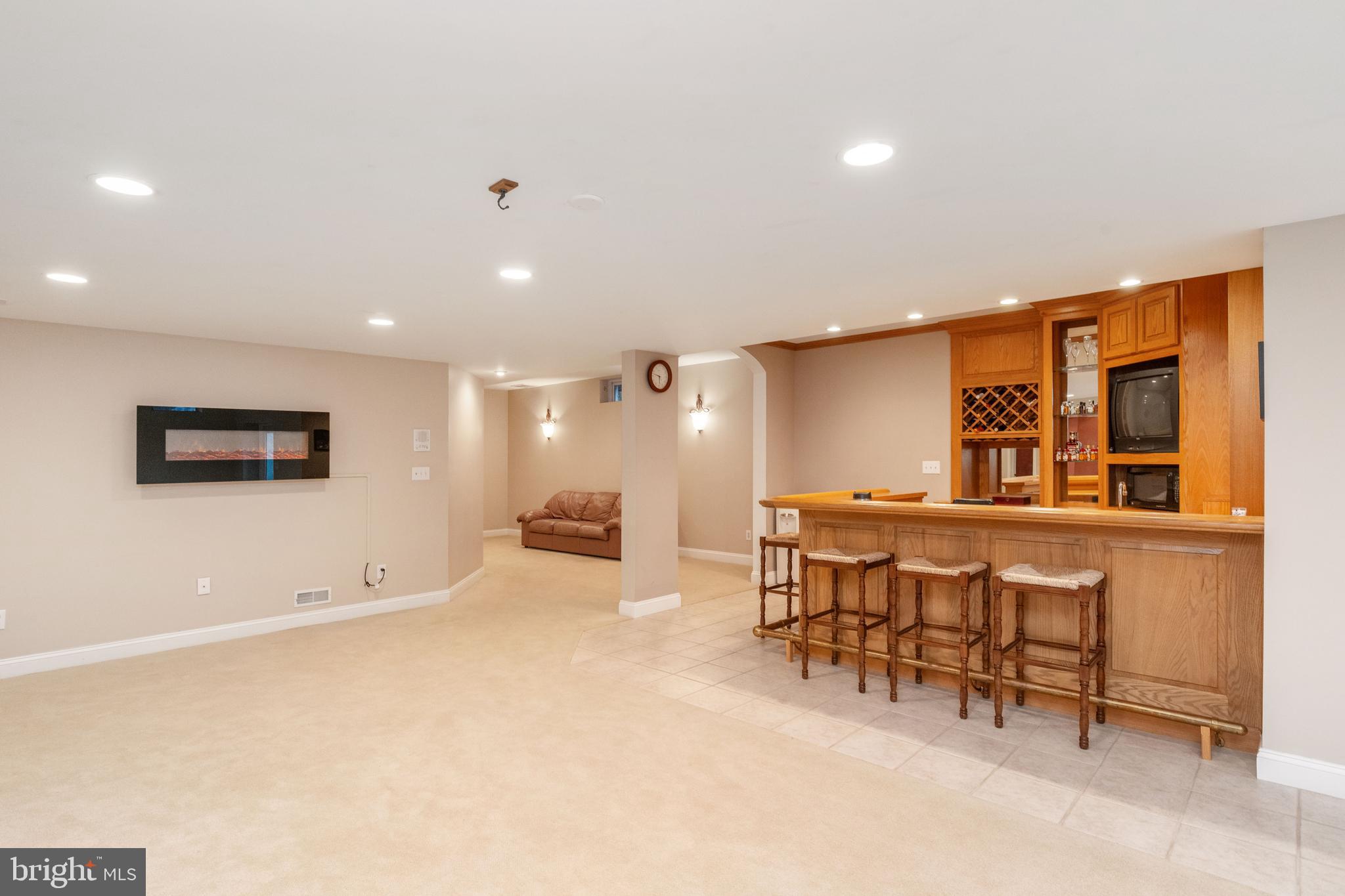 40 Addis Dr