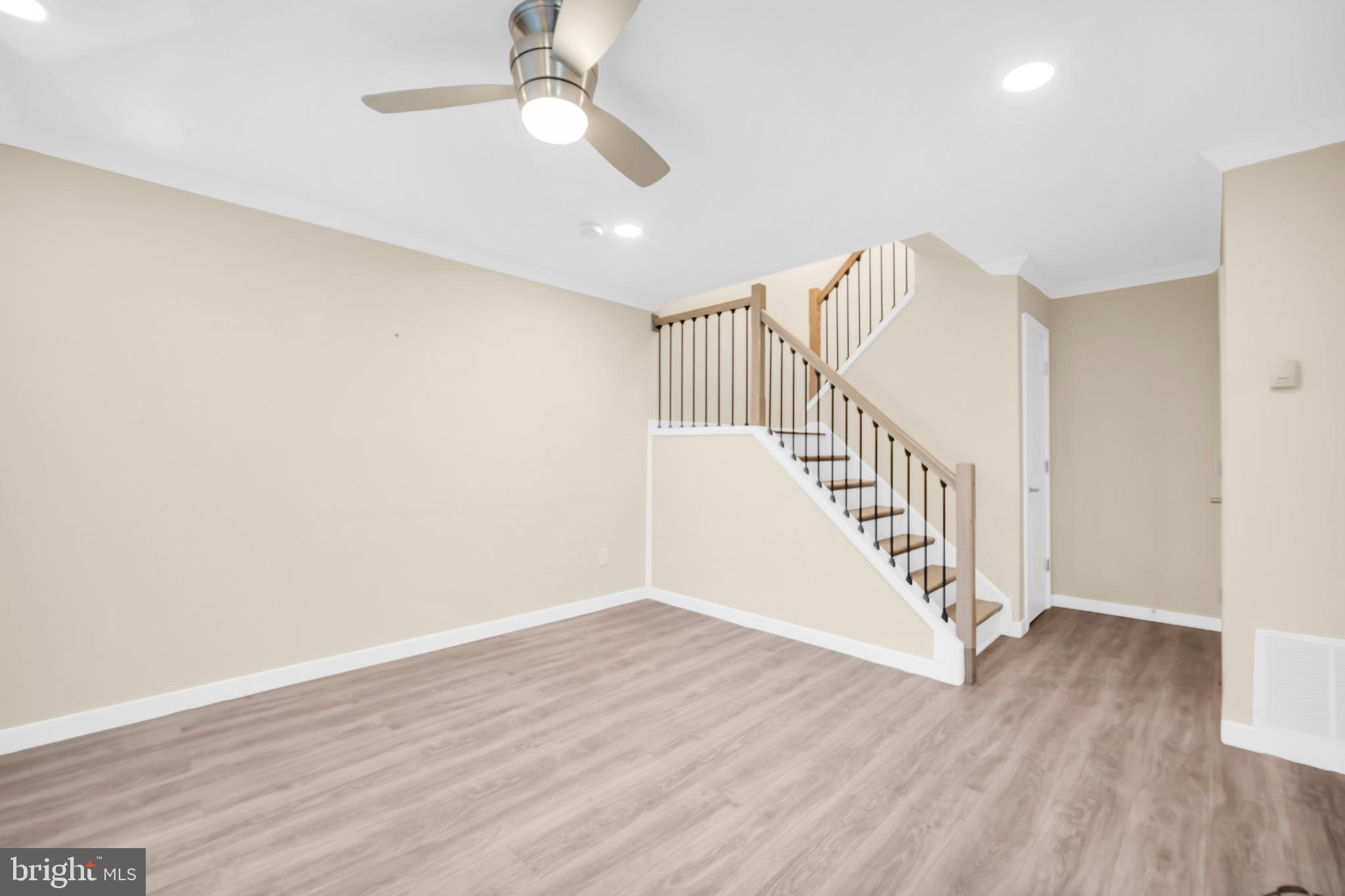 208 Saratoga Ct