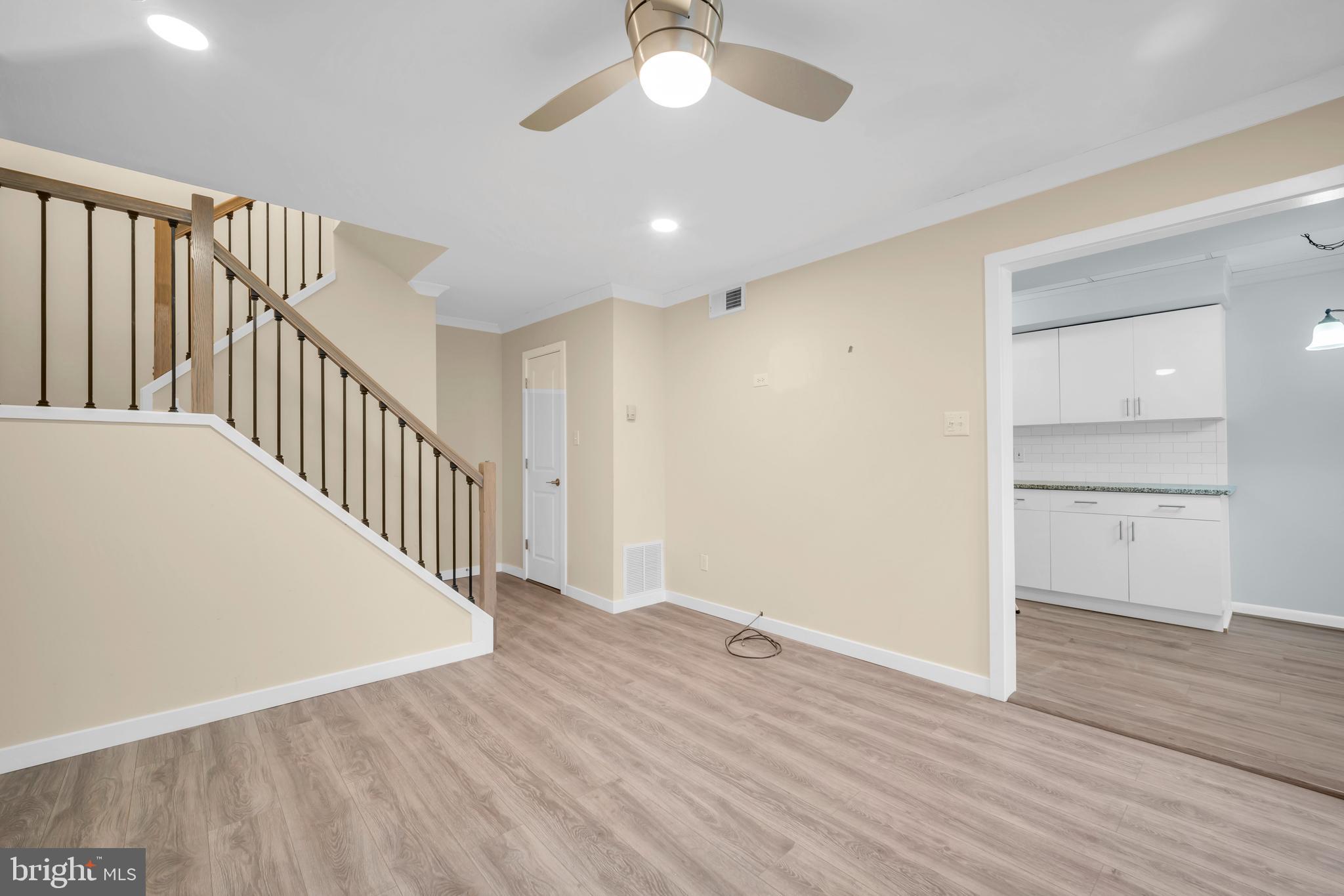 208 Saratoga Ct