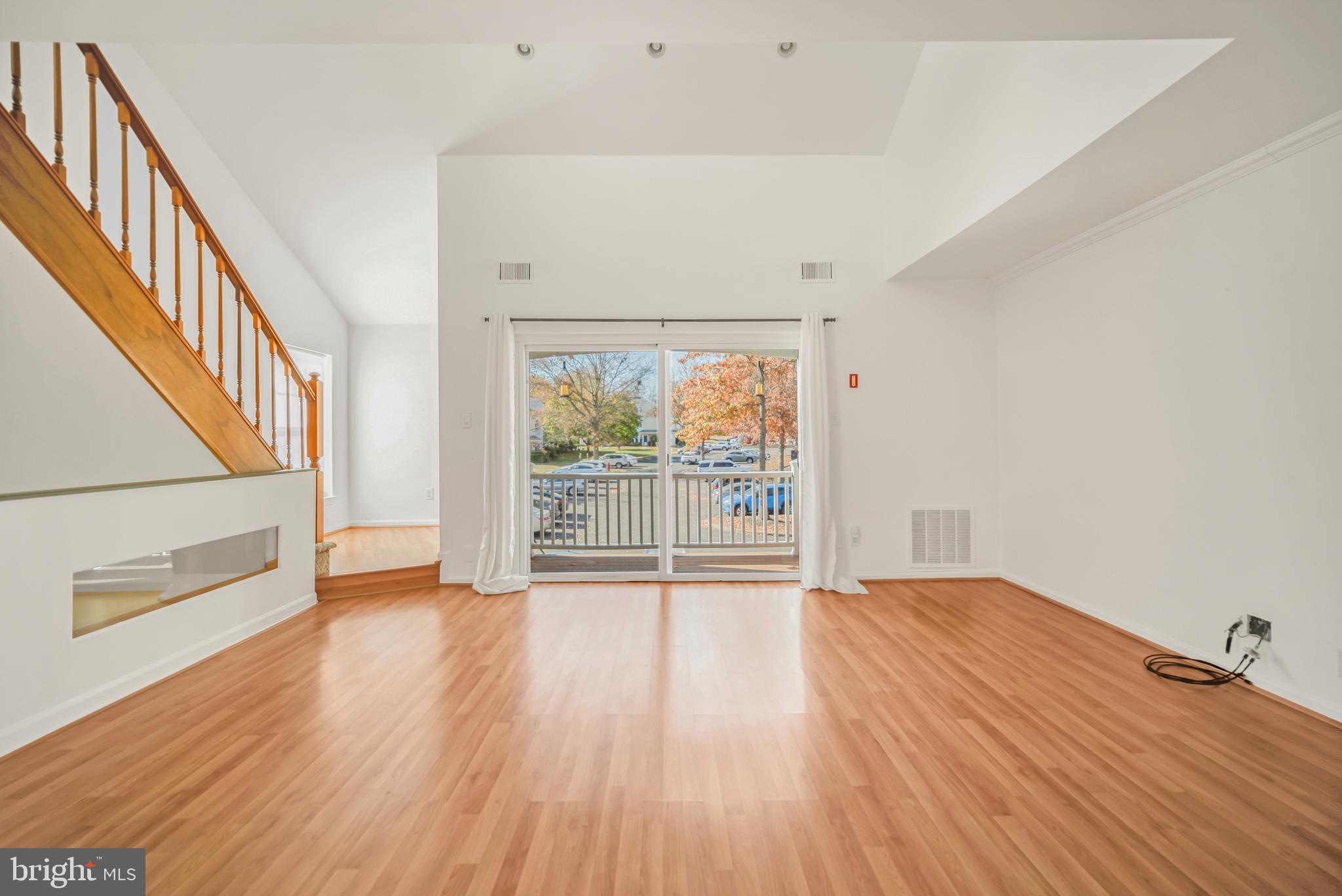 707 Hopkins Ct
