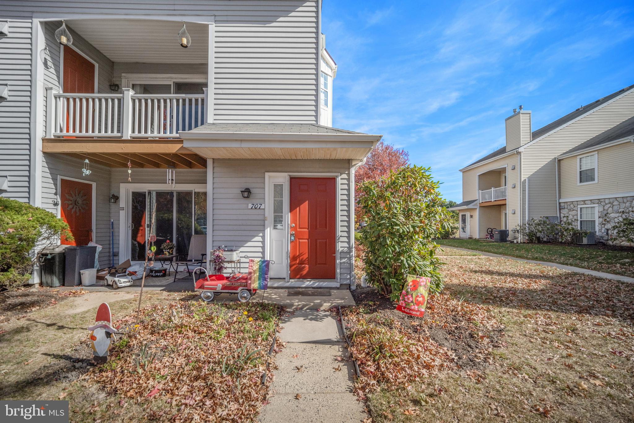 707 Hopkins Ct