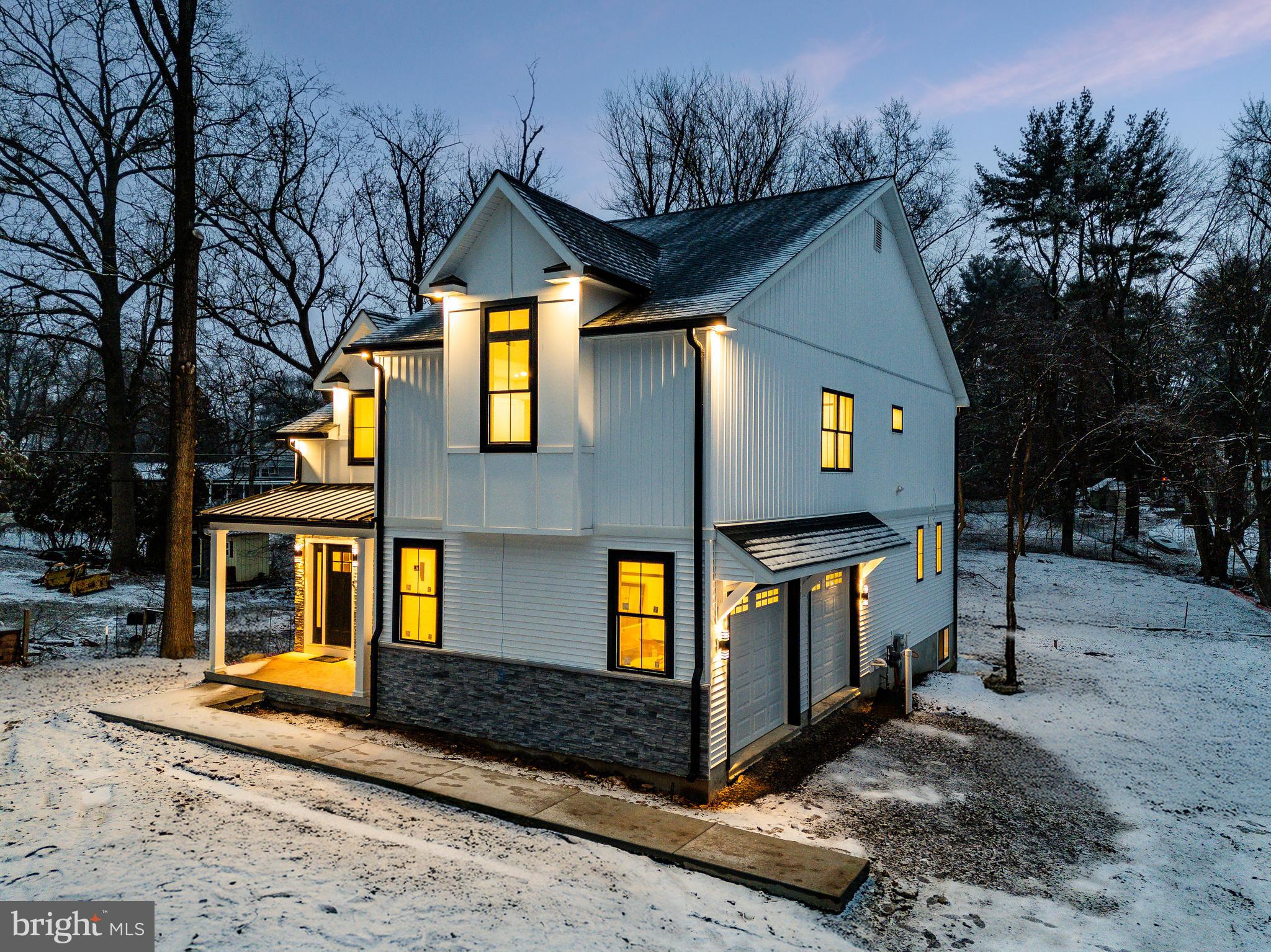 18 Churchville Ln