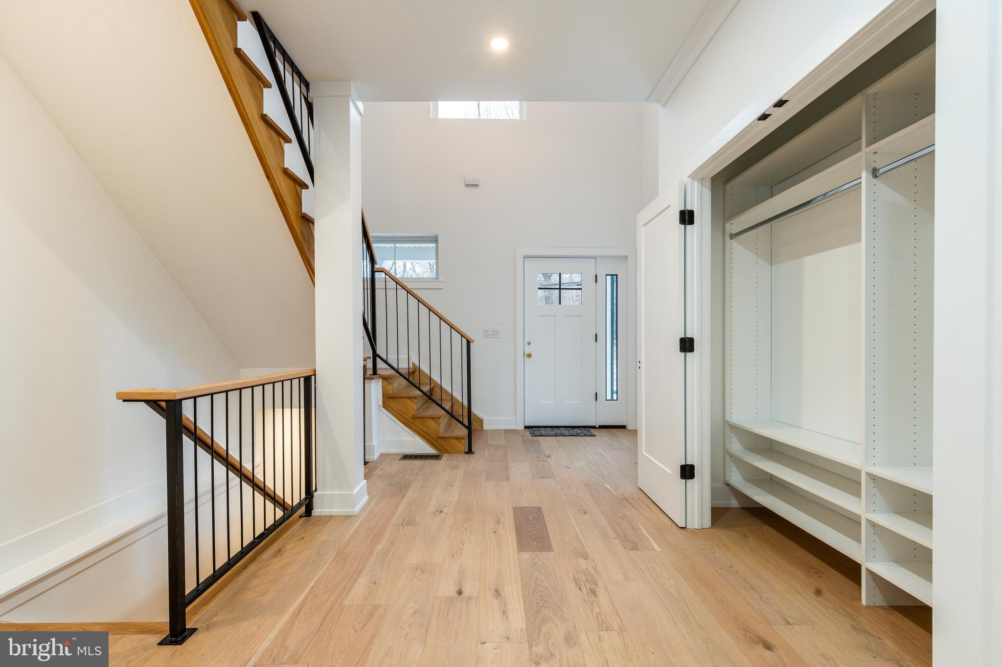 18 Churchville Ln