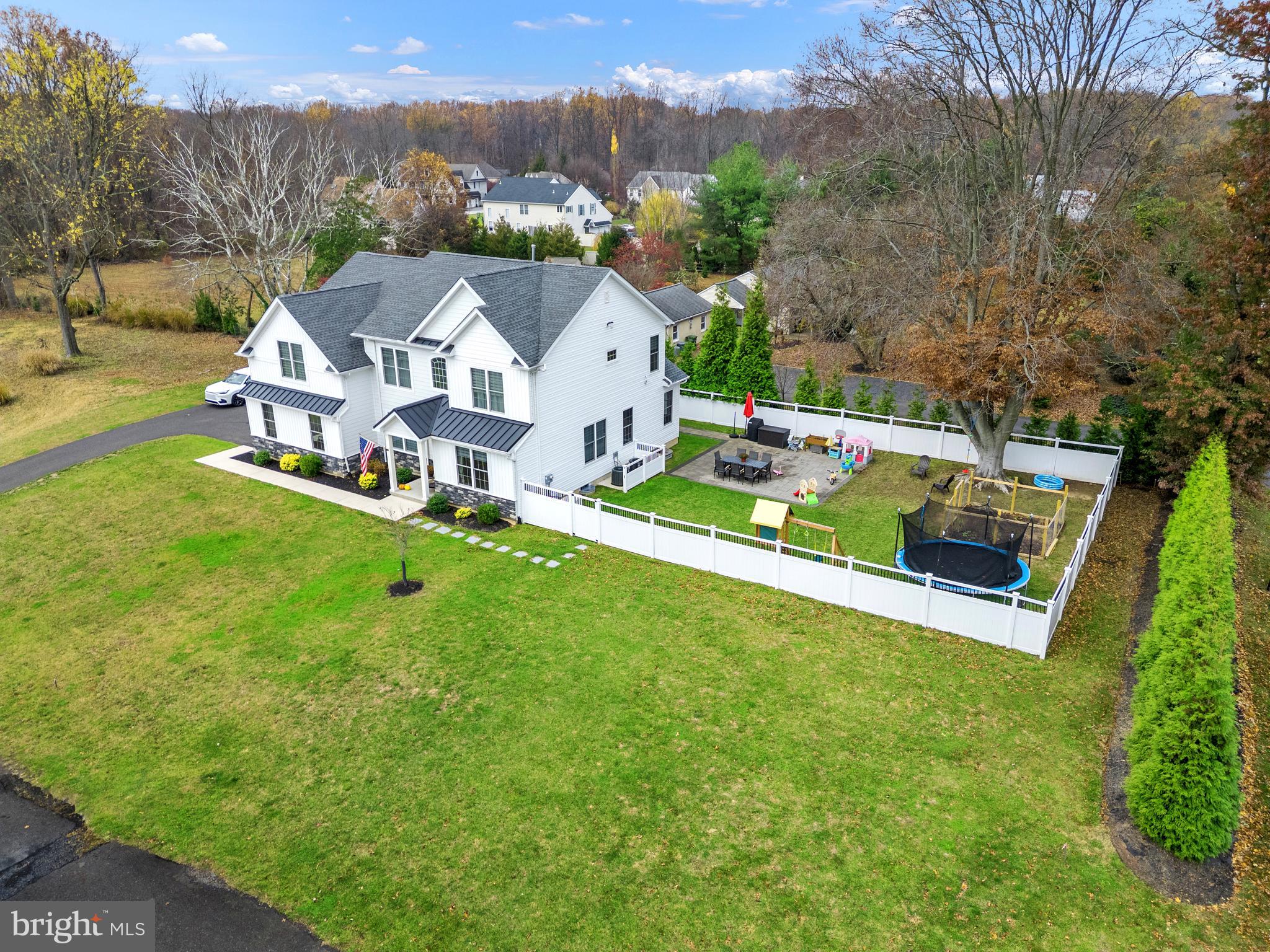 1066 BRISTOL RD