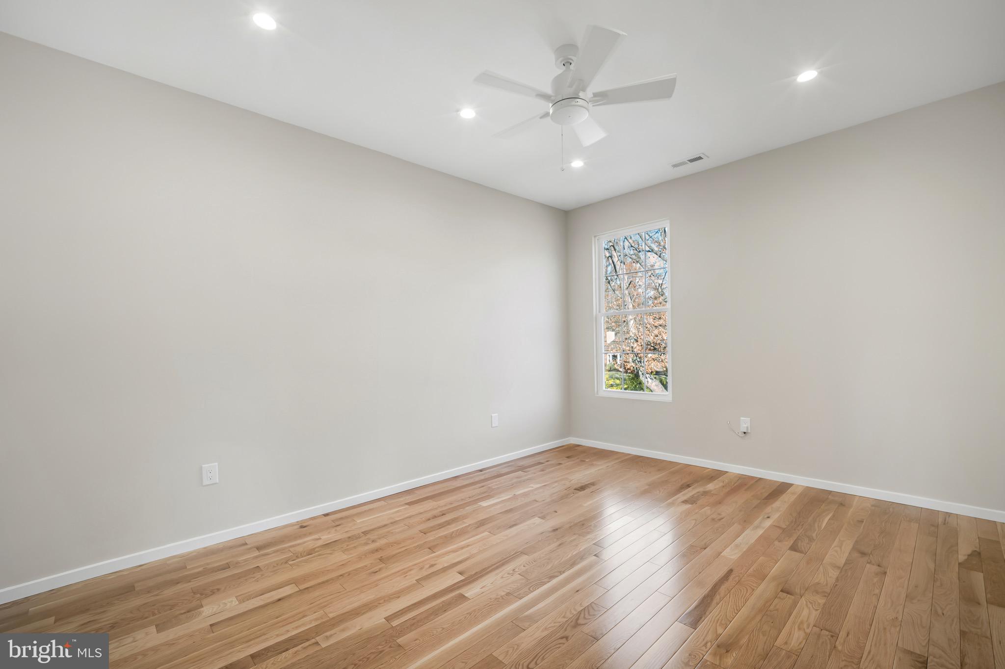 1066 BRISTOL RD