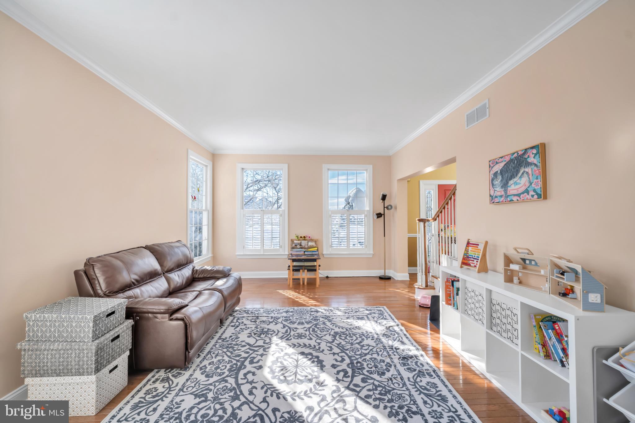 4 DORCHESTER LANE