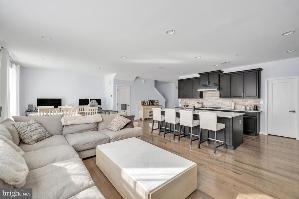 612 CONRAD DRIVE