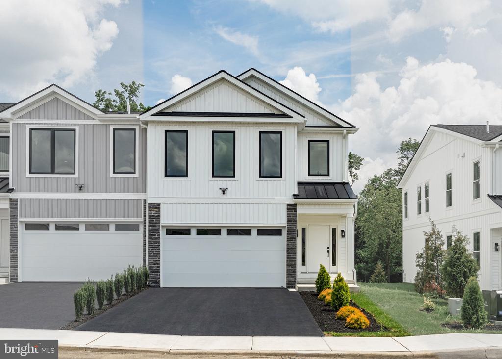 649 PROVIDENT RD