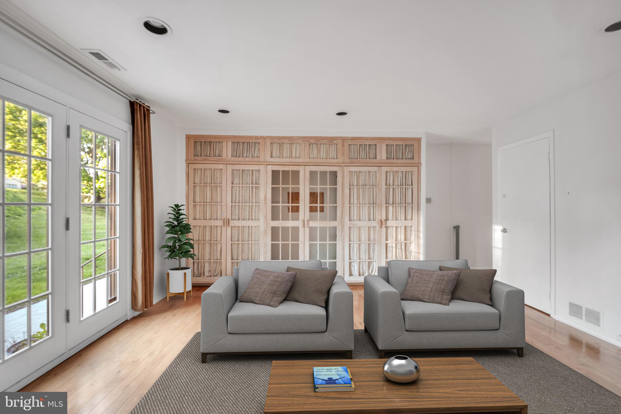 93 MEER DRIVE