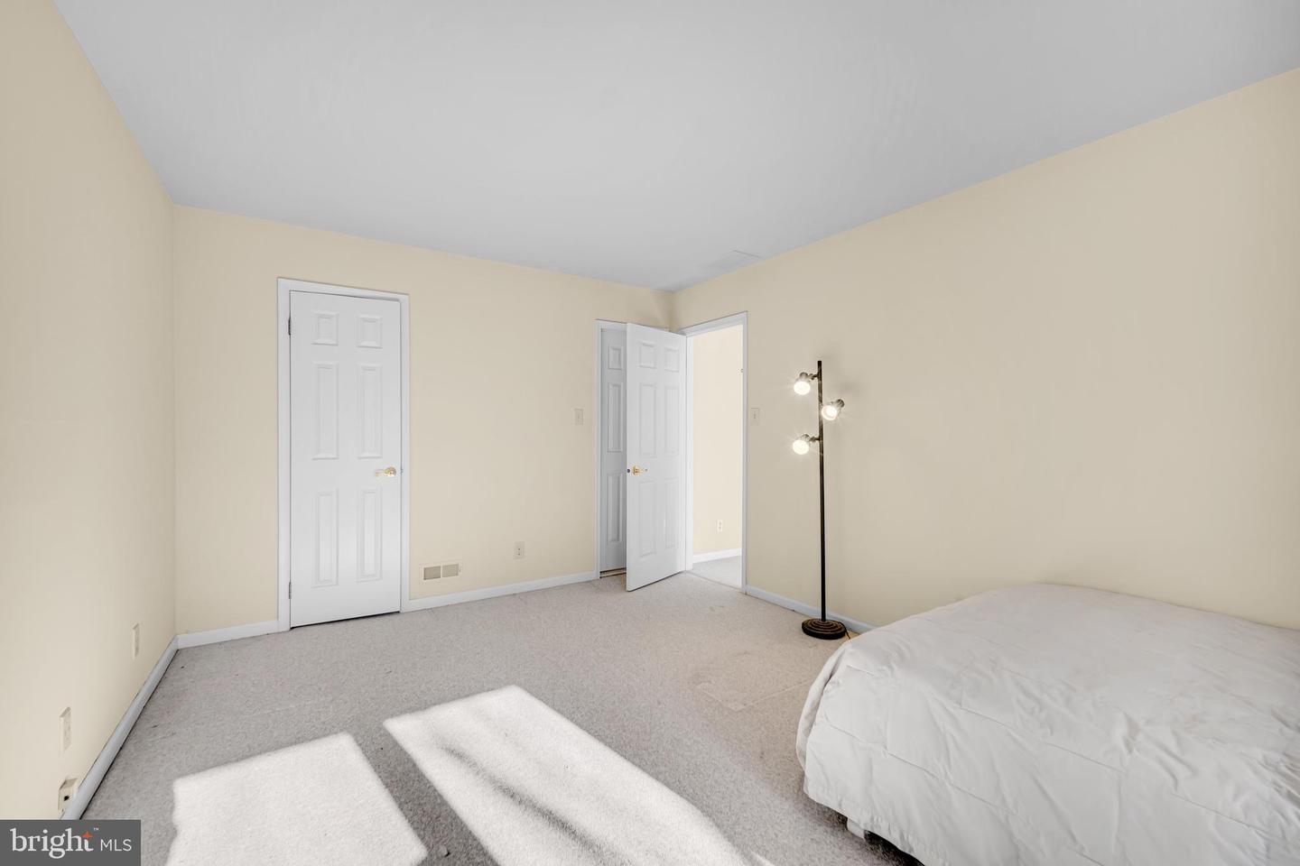 321 Linden Dr #321