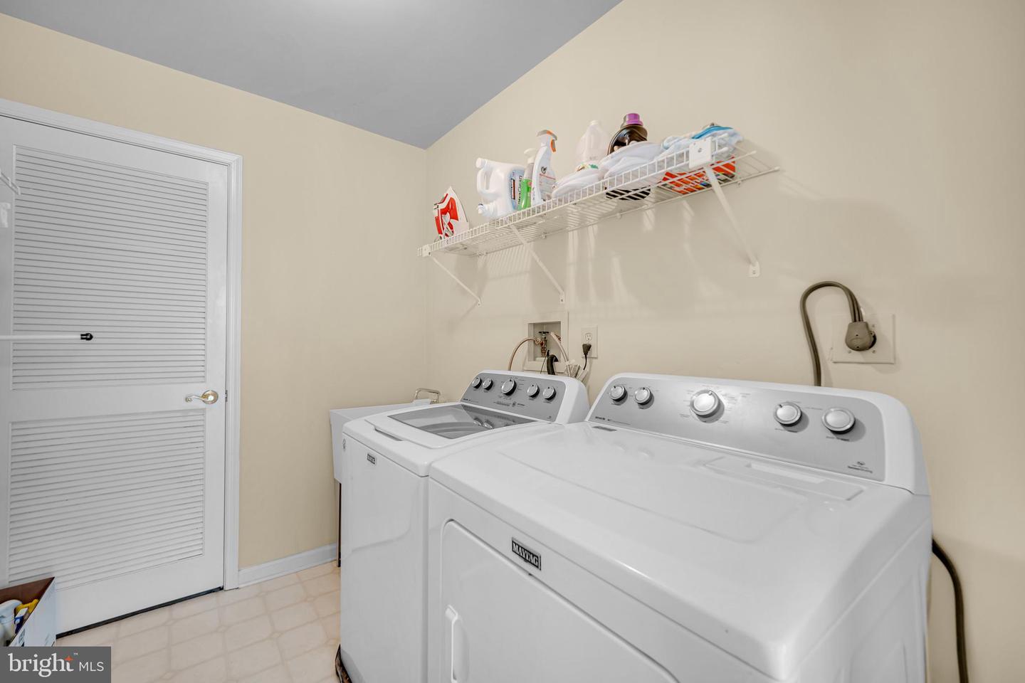 321 Linden Dr #321