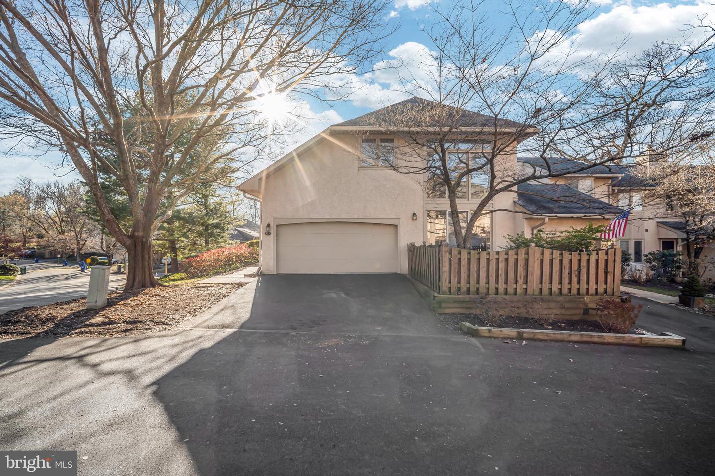 321 Linden Dr #321