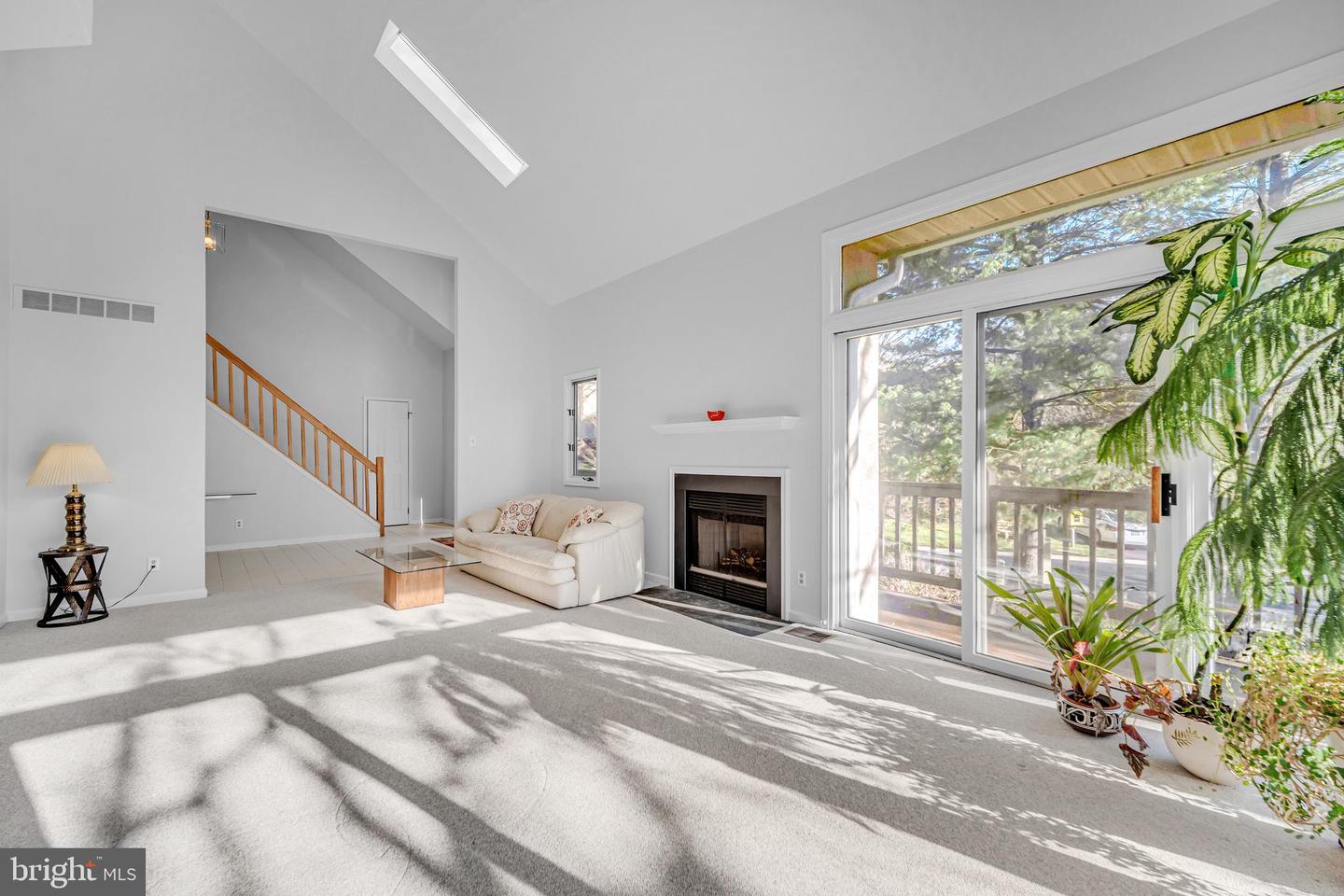 321 Linden Dr #321