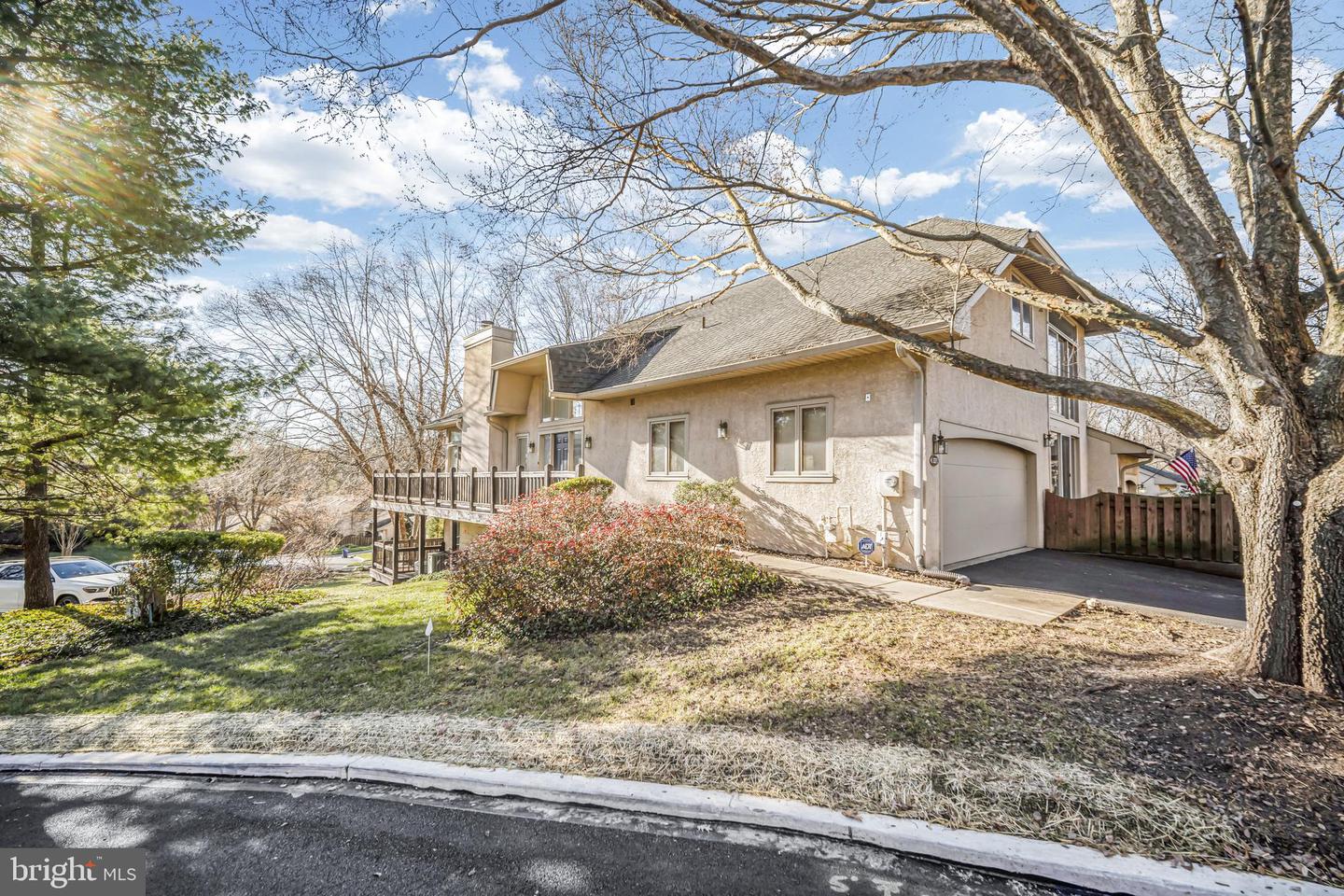 321 Linden Dr #321