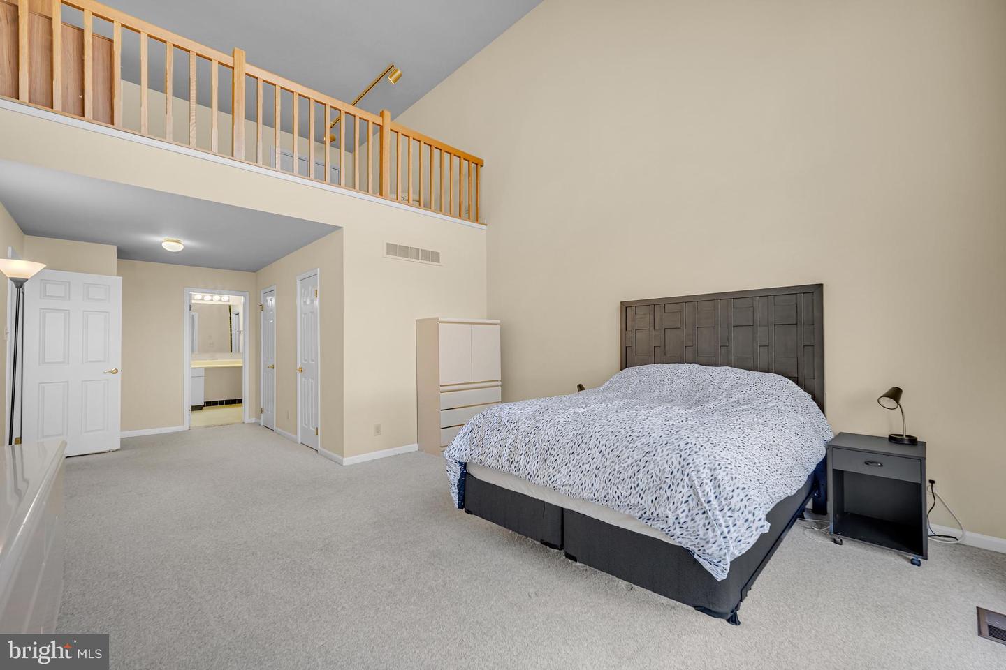 321 Linden Dr #321