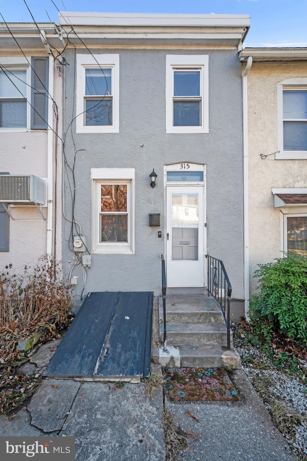 315 W 4th Ave