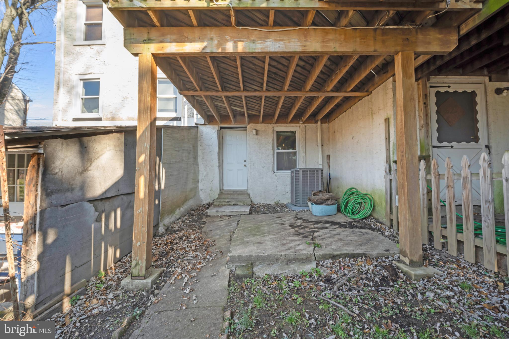315 W 4th Ave
