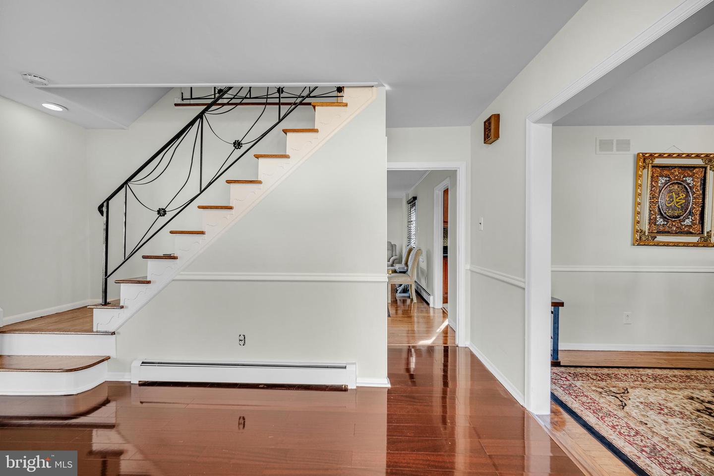 948 Robin Ln