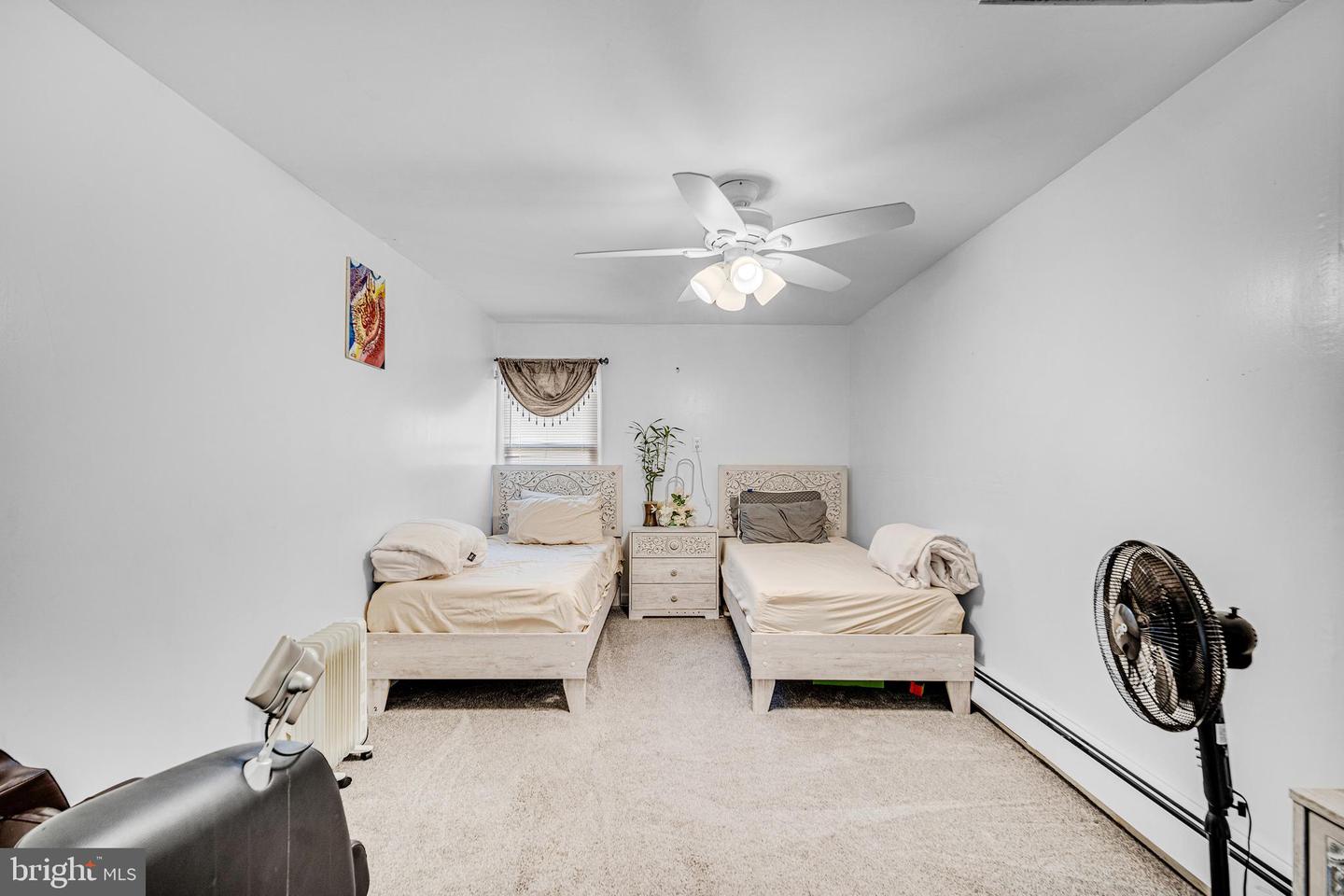 948 Robin Ln