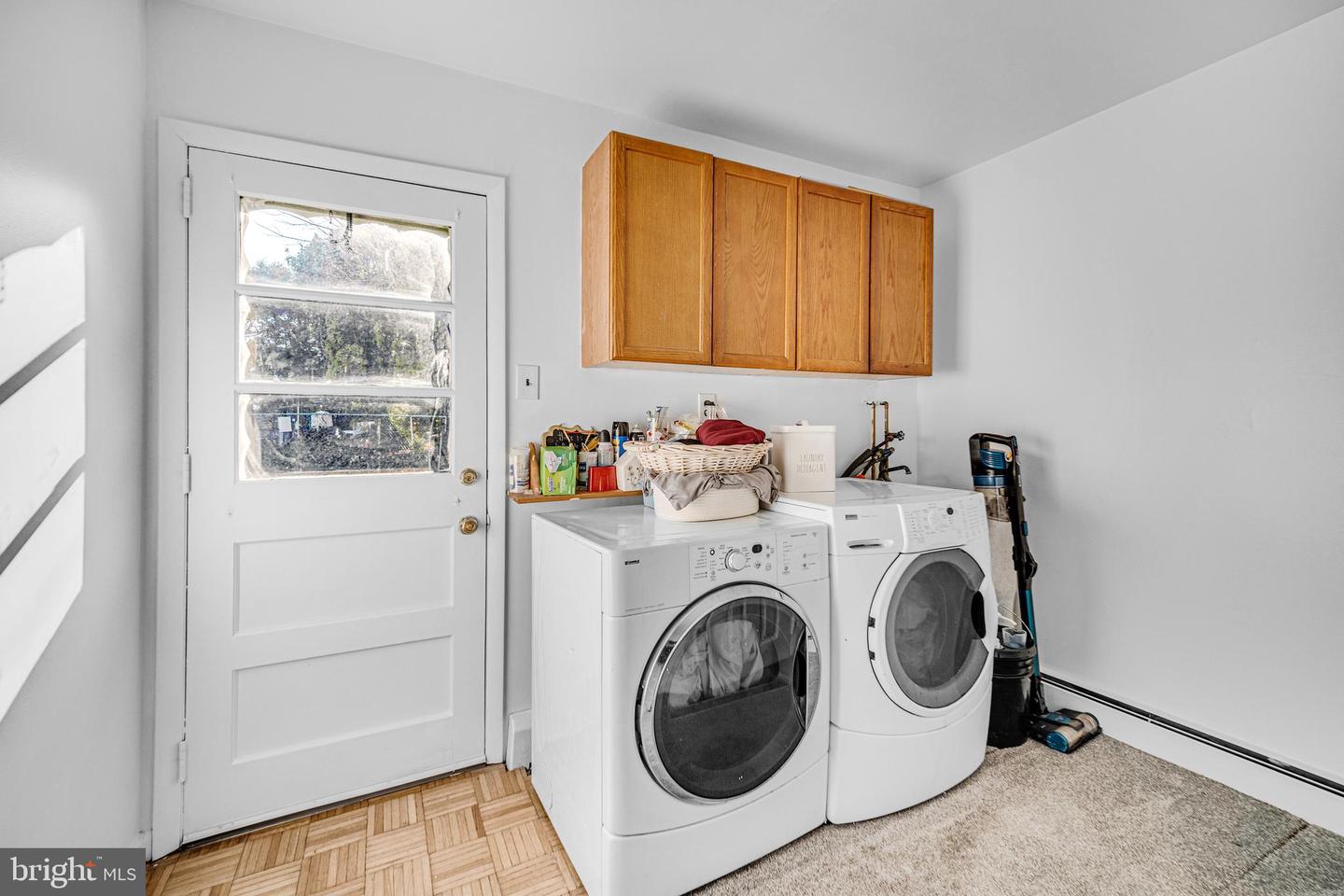 948 Robin Ln