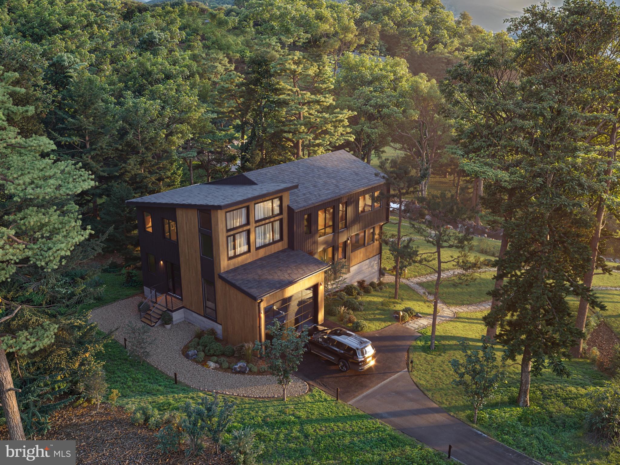 1039 Greenwood Ave
