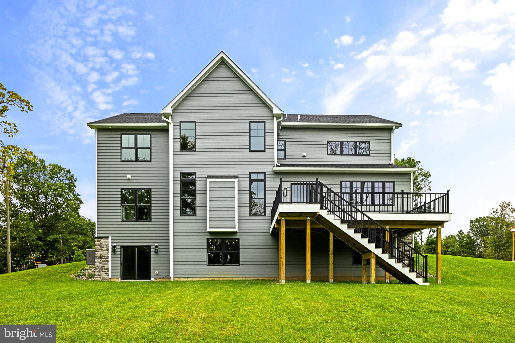 770 JOHNS LANE