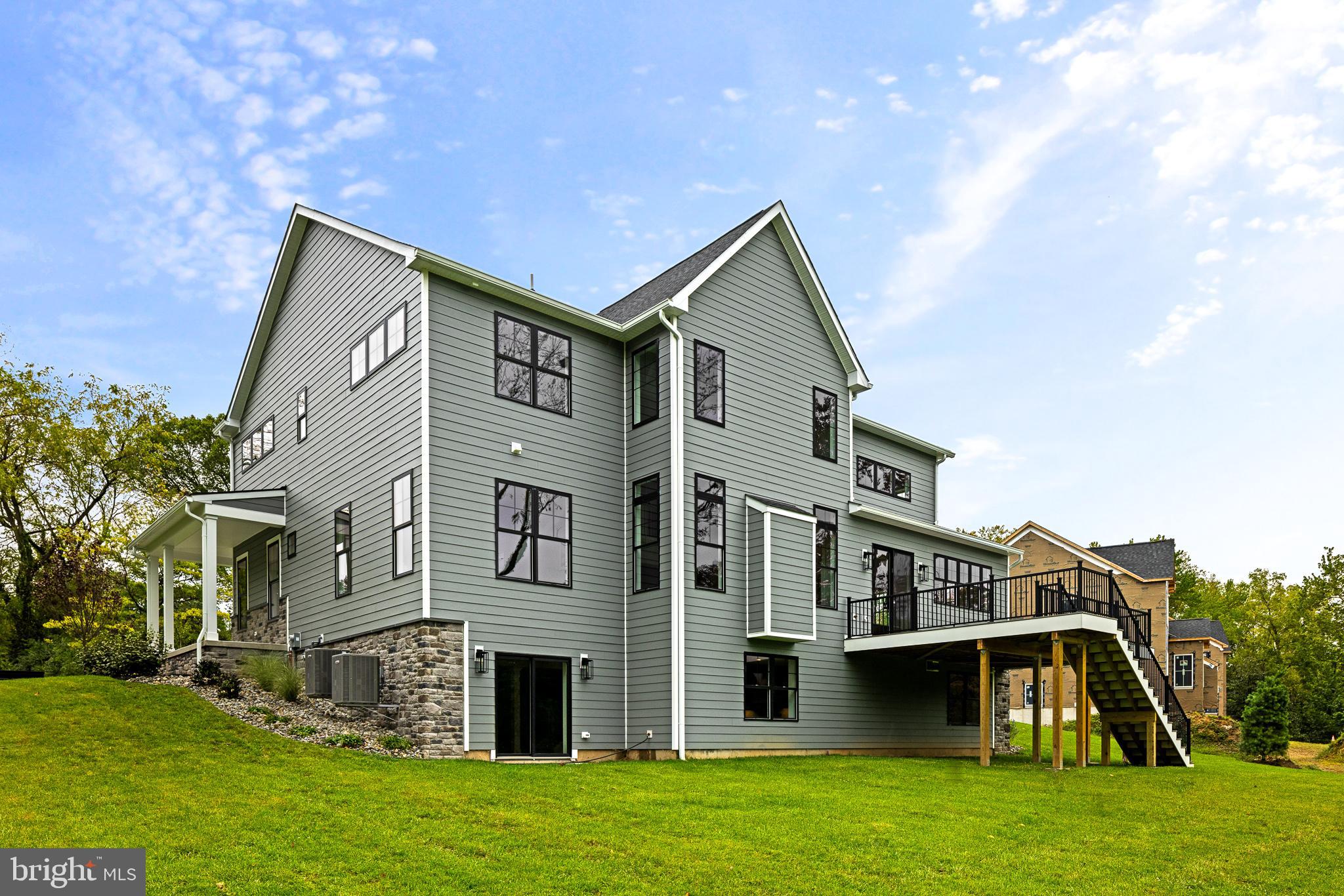 770 JOHNS LANE