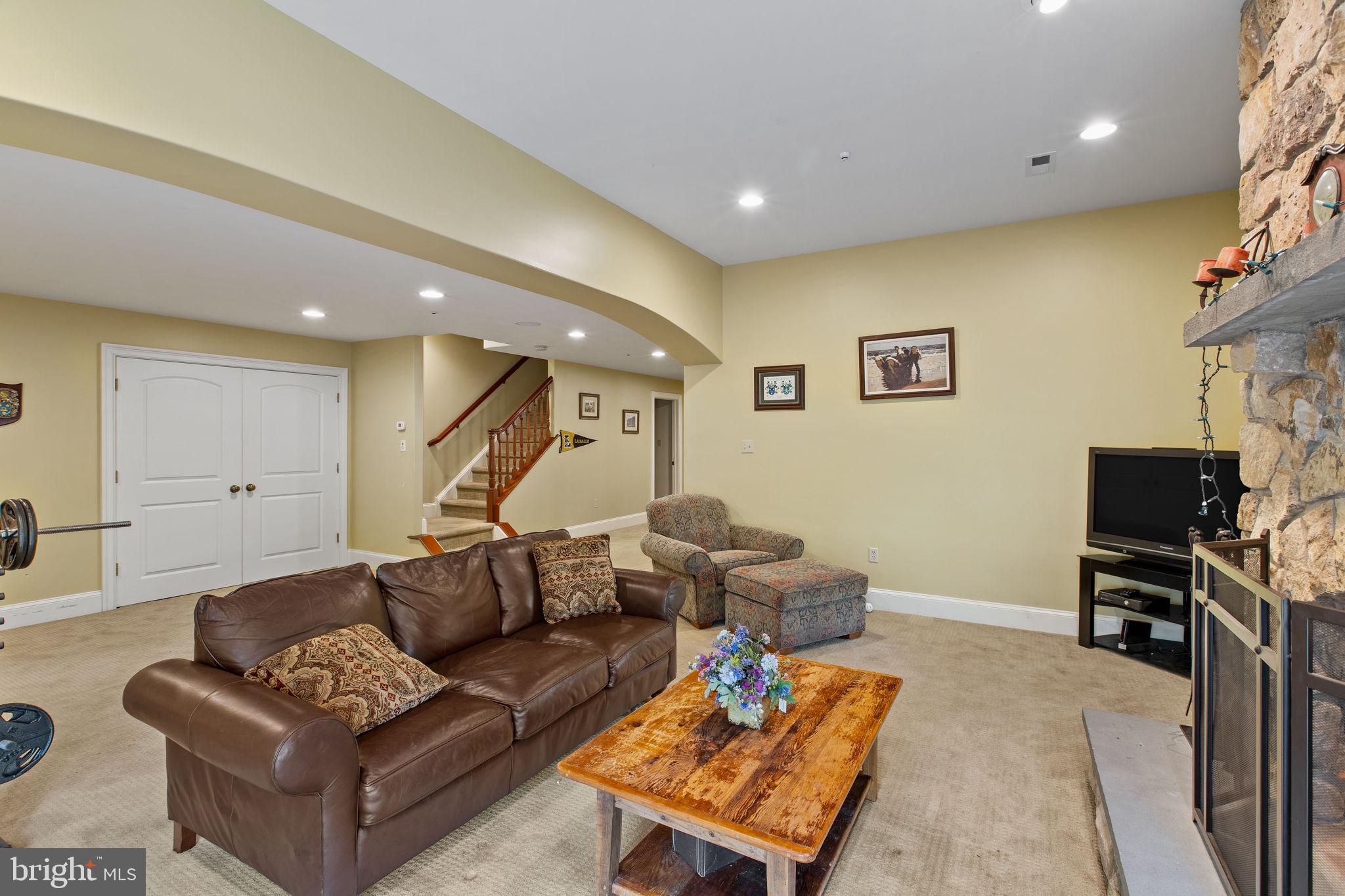 1519 CEDAR HILL ROAD