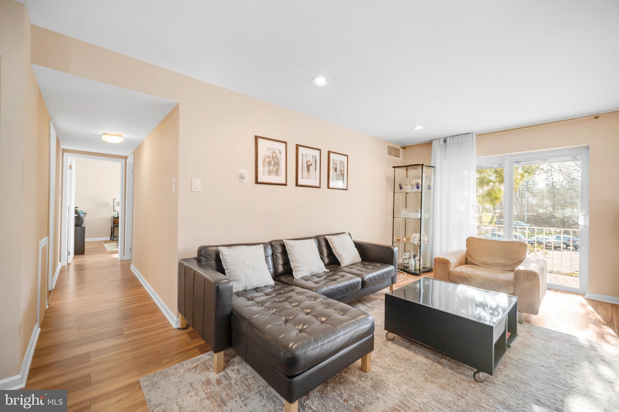 300 Byberry Rd #108