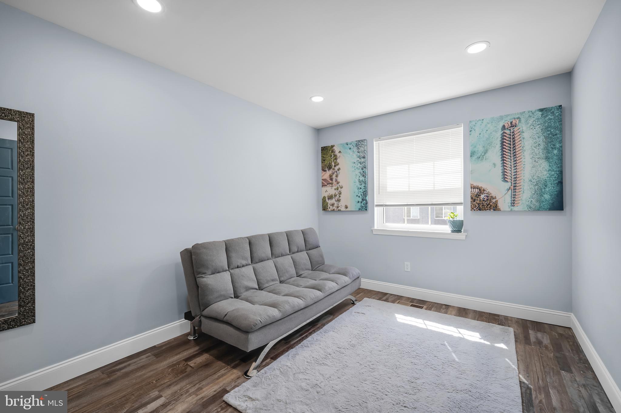 10103 Northeast Ave #7