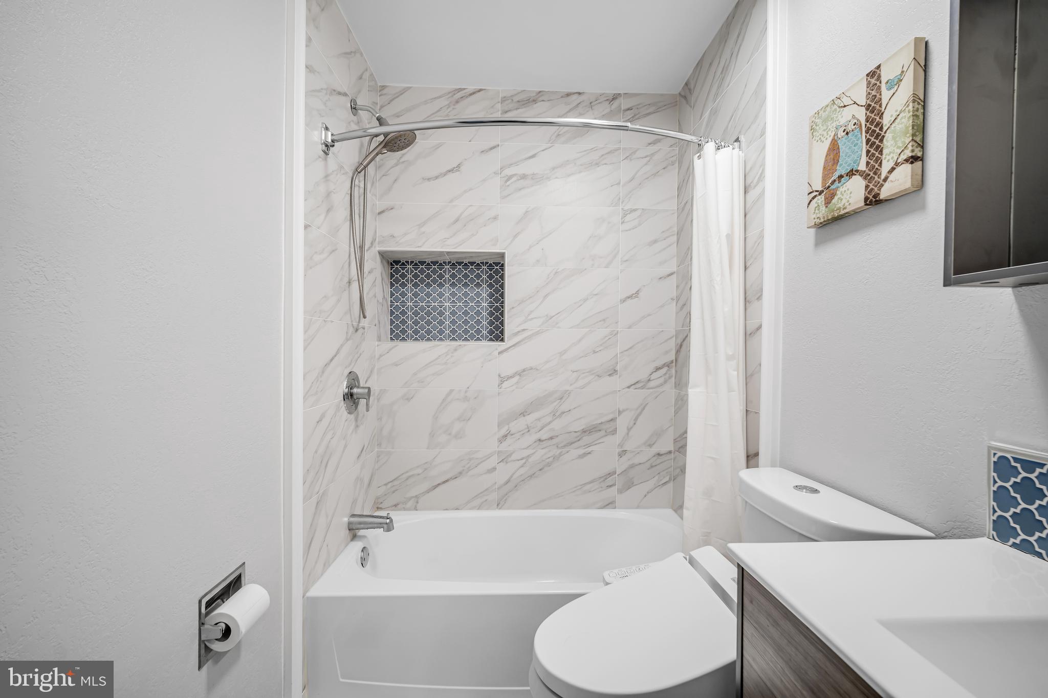 10103 Northeast Ave #7