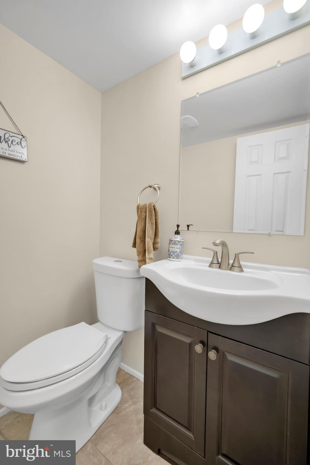 1208 Konrad Pl