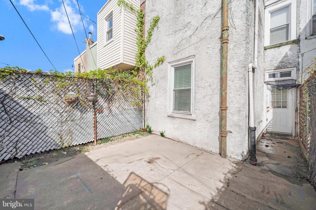 2545 Sepviva St